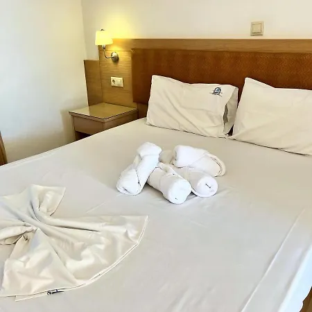 Little Bed & Breakfast